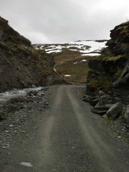 På vei ned fra Ryphusan.