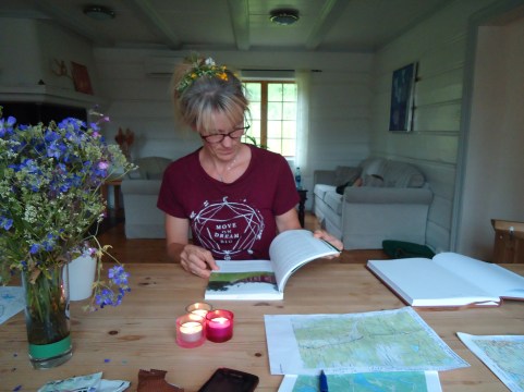 Ida på kjøkkenet på Storbuan.